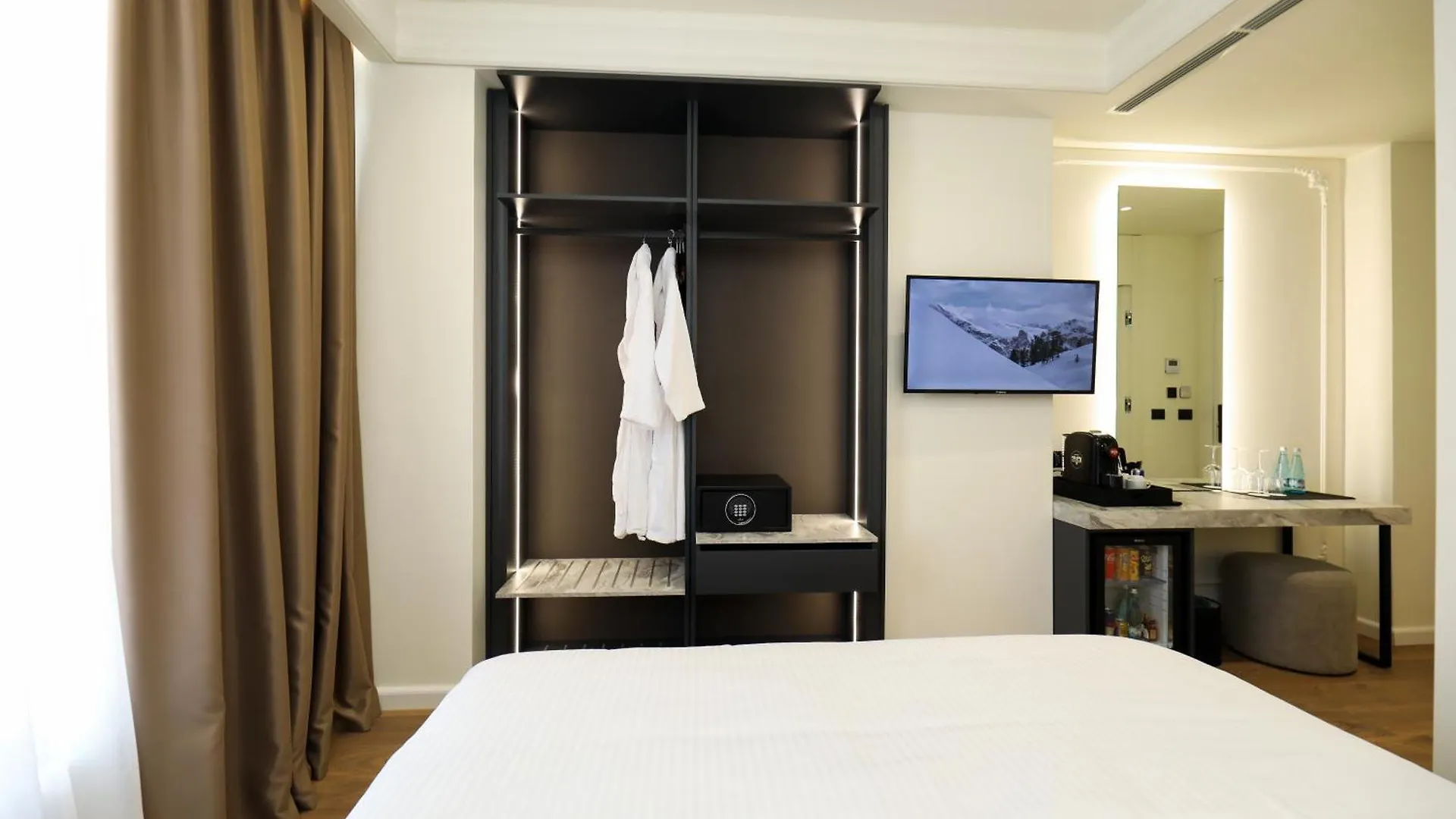 Hotel Adore Vlorë Albanien