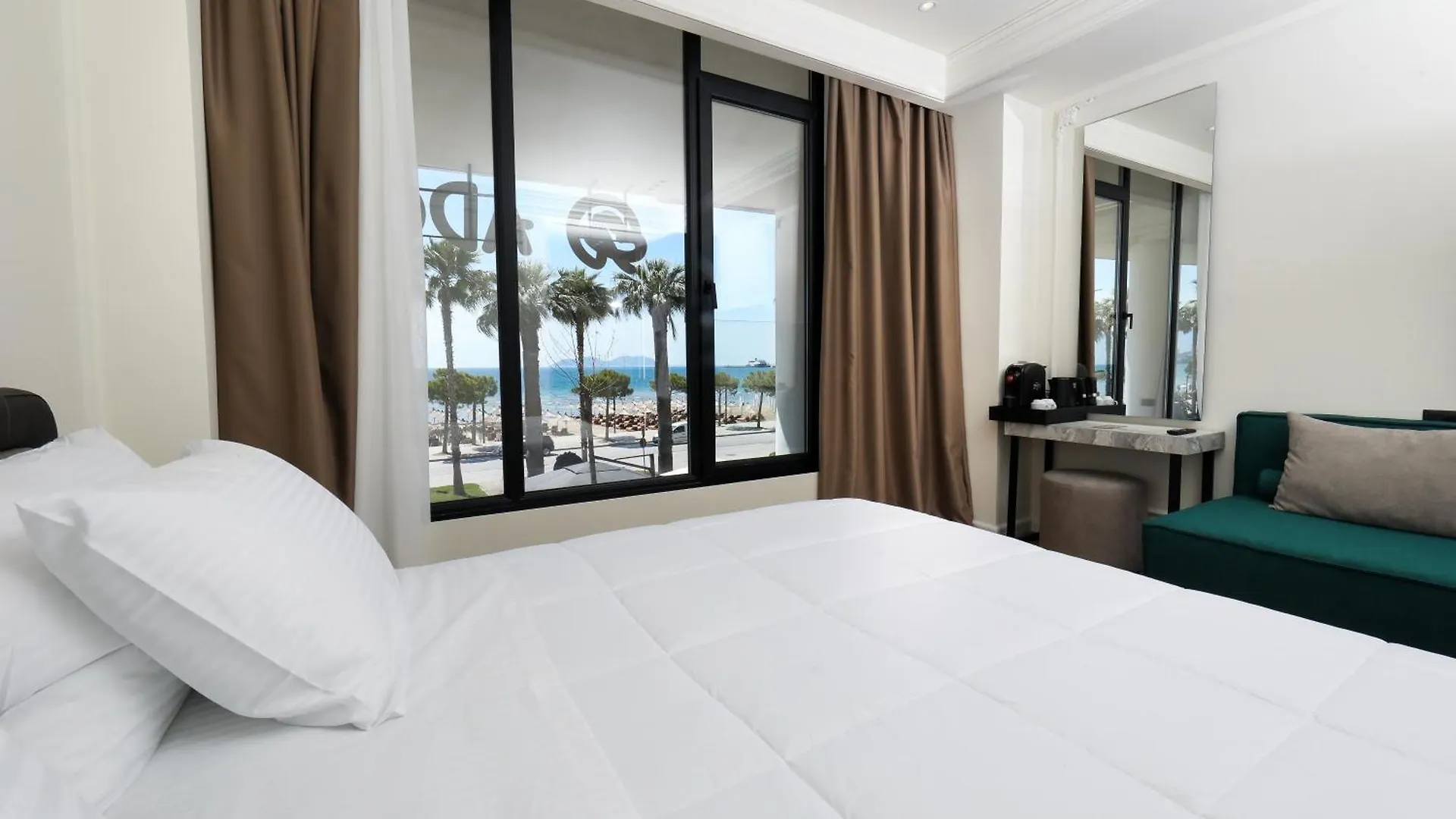 ****  Hotel Adore Vlorë Albanien