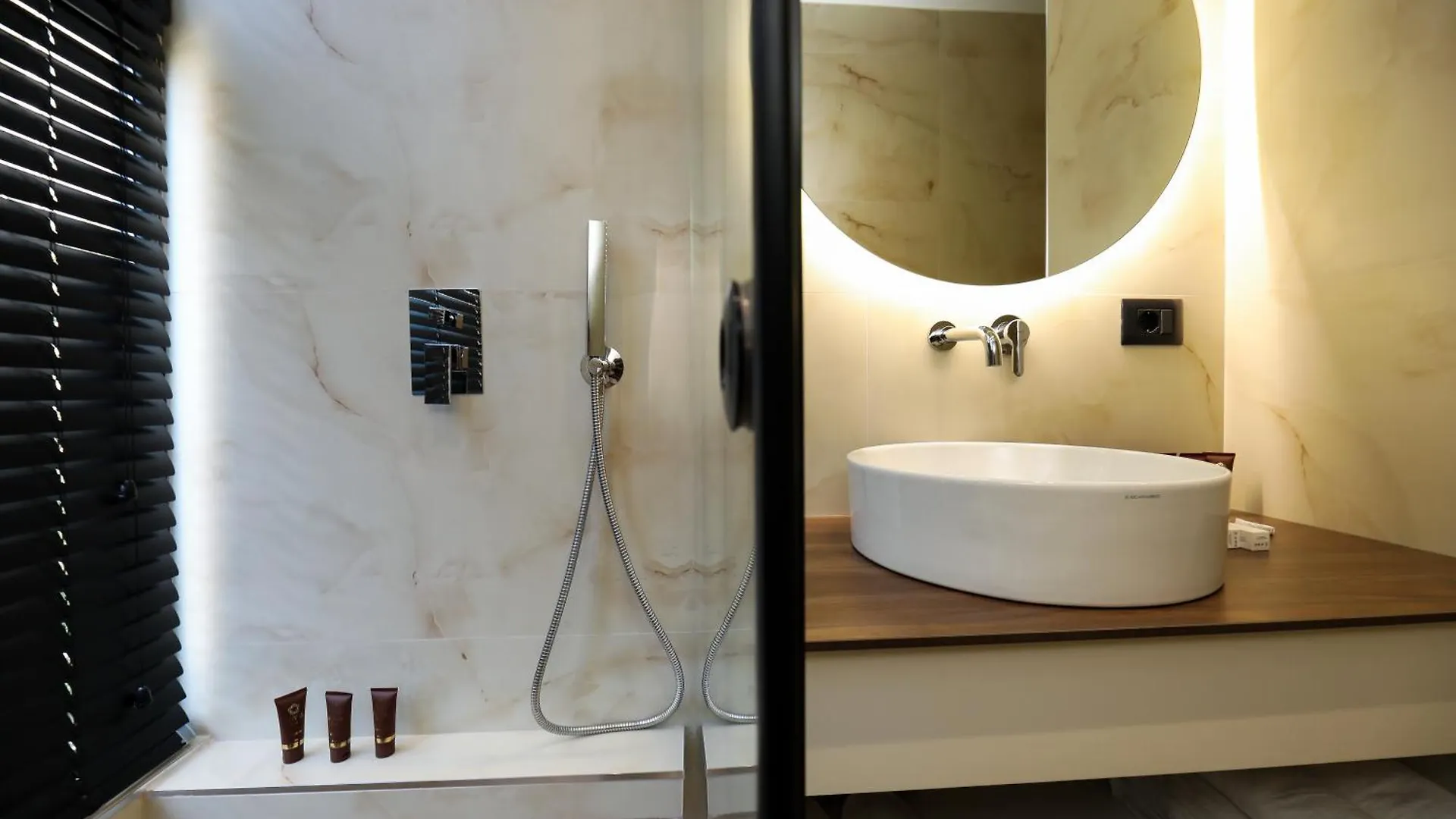 Hotel Adore Vlorë